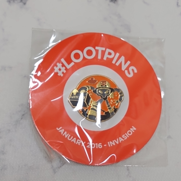 Loot Crate Pins Set of 4 LootPins - Picture 9 of 10
